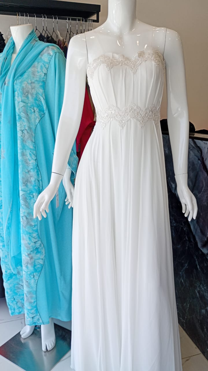 WhatsApp Image 2025-10-10 at 11.26.06 PM فستان الأحلام الأبيض